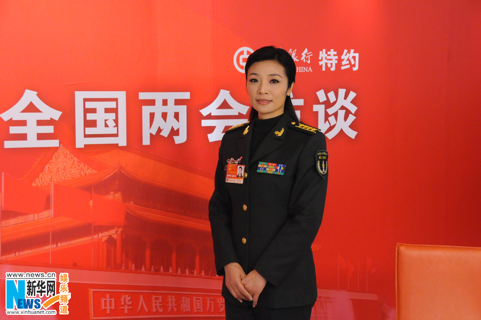 李丹阳倾心推出新歌幸福中国献给党的十八大