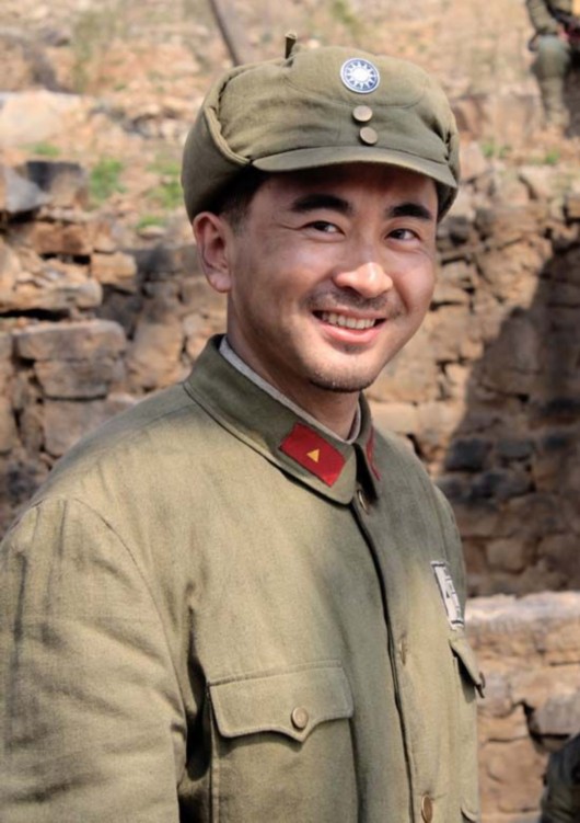 《零炮楼》顺利杀青 铁伟光难舍患难兄弟情