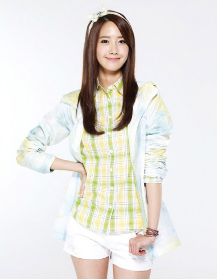 少女时代允儿休闲写真续写爱情雨高清组图