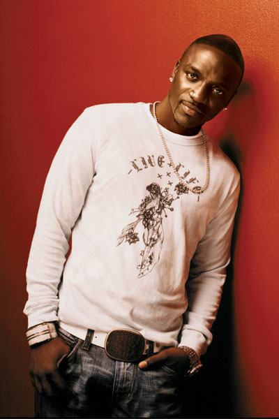 akon台北演唱会热力开唱短唱十首捞金千万