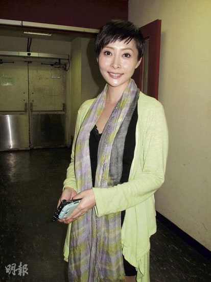 钱嘉乐承认汤盈盈有孕11月办婚礼席开50桌图