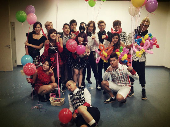 张根硕埋怨私生饭令一班与他努力完成演唱会的工作人员不能一起吃一顿