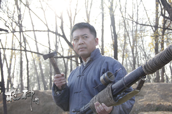 枪神传奇卫视热播何政军演活枪痴图