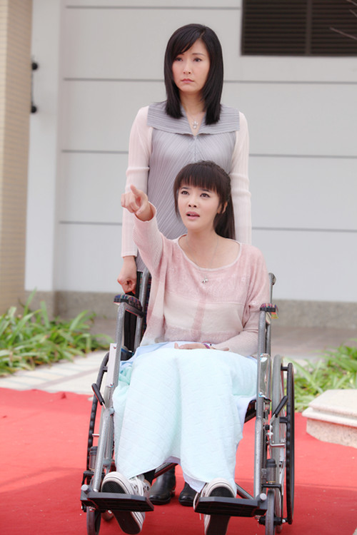 幸福妈妈情节揪心张璇险遭闺蜜杀害观众不平
