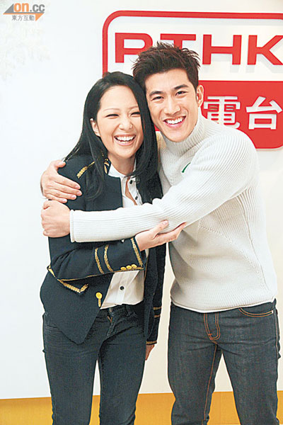 卫兰写歌迎新年称公司没通知出席新城颁奖礼