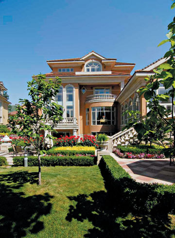 图冯巩姜昆别墅曝光奢华似宫殿揭曲艺大腕豪宅