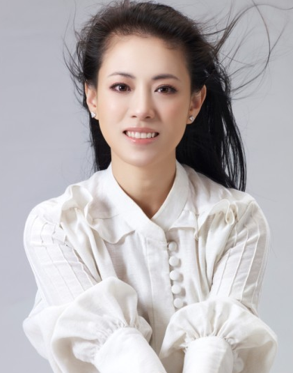 刘莉娜发新歌新年总是美好的演绎动人亲情