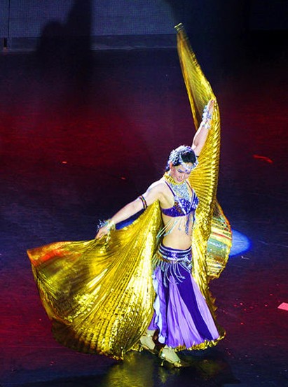 芙蓉姐姐风骚跳肚皮舞水蛇腰反弹遭网友吐槽