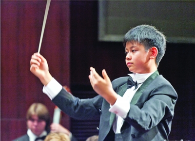 13岁吕明翰指挥黄河气场强大图